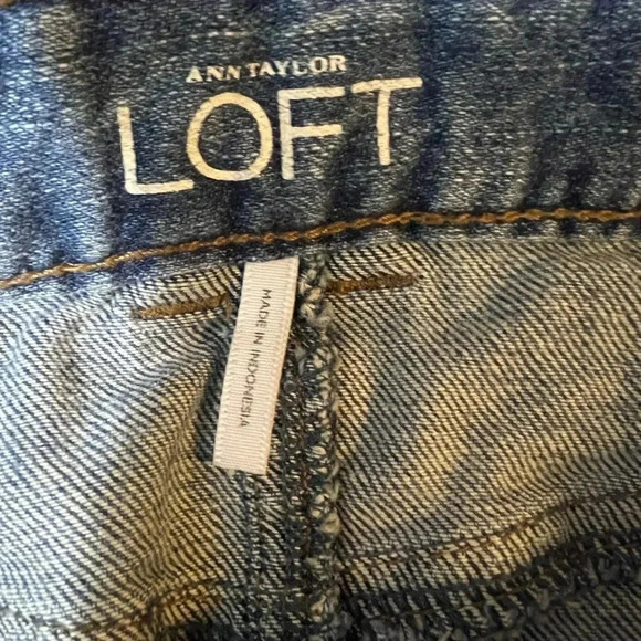 ANN TAYLOR loft blue jean denim button front mini skirt size 4 - Picture 6 of 9